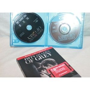 Fifty Shades of Grey Unrated Edition (Blu-ray + DVD + DIGITAL HD)